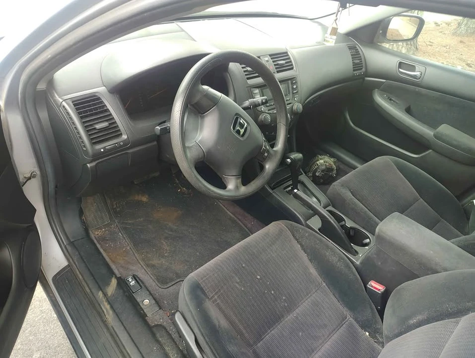 2004 Honda Accord 7th Gen - Image 6 of 6