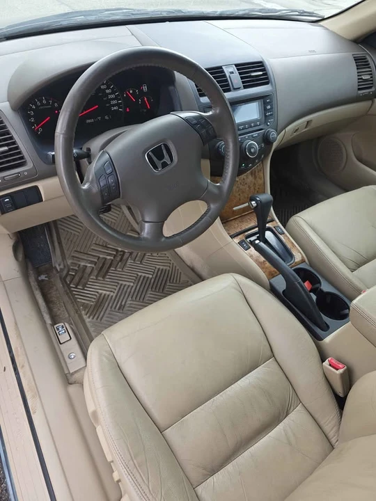 2004 Honda Accord 7th Gen - Image 5 of 9