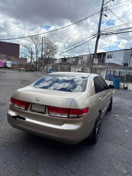 2004 Honda Accord 7th Gen - Image 7 of 10