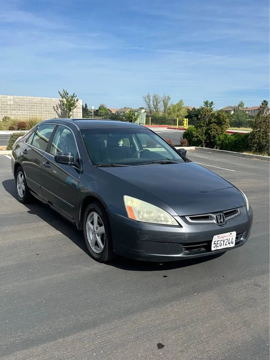 2004 Honda Accord 7th Gen - Image 2 of 12