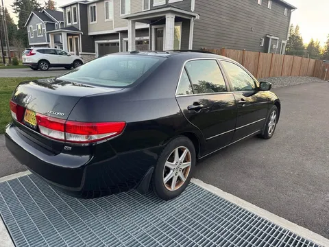 2004 Honda Accord 7th Gen - Image 3 of 12