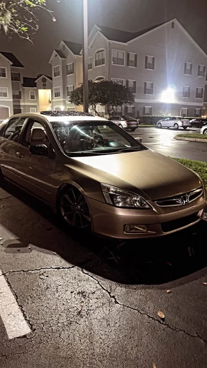 2004 Honda Accord 7th Gen - Image 2 of 11
