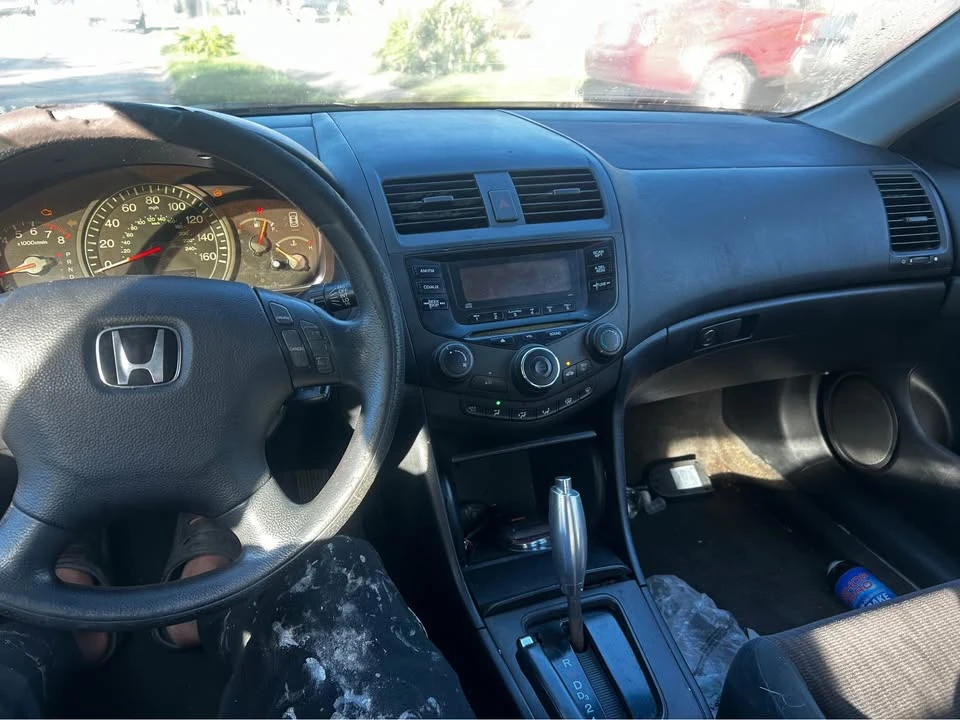 2004 Honda Accord 7th Gen - Image 9 of 10
