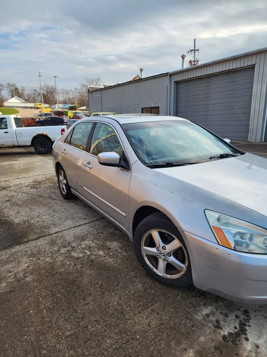 2004 Honda Accord 7th Gen - Image 2 of 6
