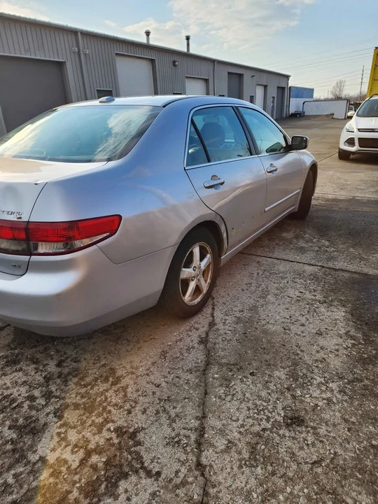 2004 Honda Accord 7th Gen - Image 6 of 6