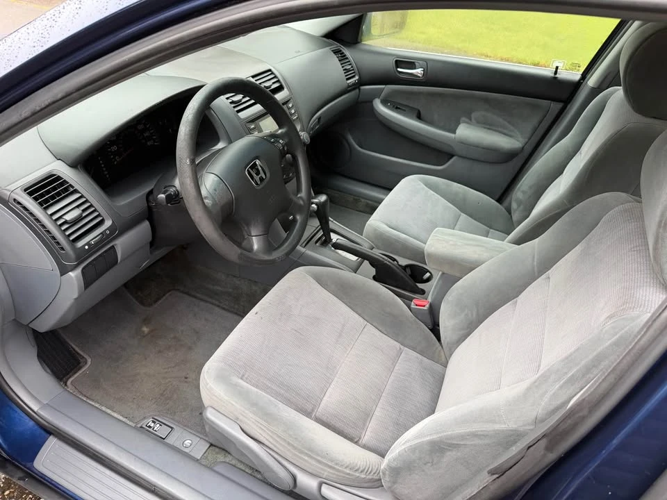 2004 Honda Accord 7th Gen - Image 6 of 8