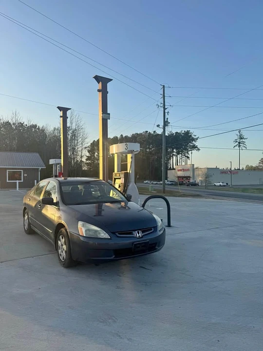 2004 Honda Accord 7th Gen - Image 1 of 5
