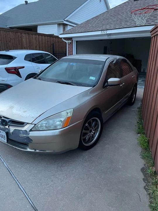 2004 Honda Accord 7th Gen - Image 2 of 5