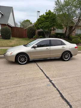 2004 Honda Accord 7th Gen - Image 2 of 12