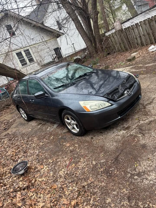 2004 Honda Accord 7th Gen - Image 7 of 12