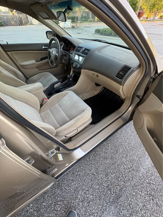2004 Honda Accord 7th Gen - Image 13 of 20