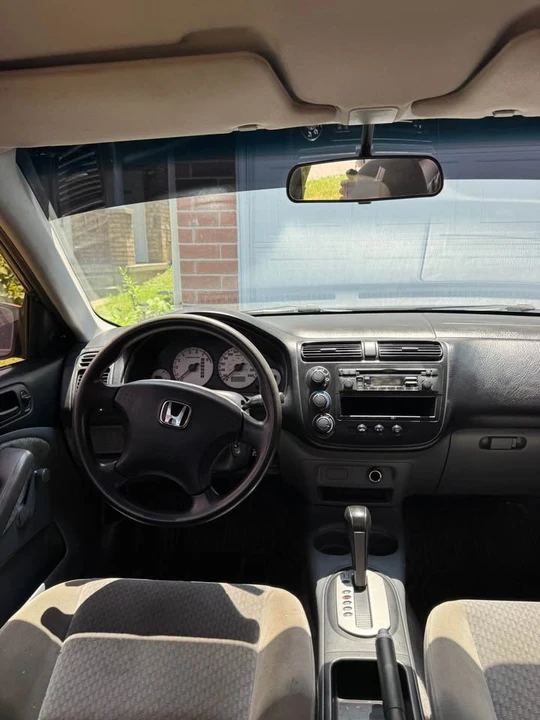 2004 Honda Civic 7th Gen - Image 7 of 11
