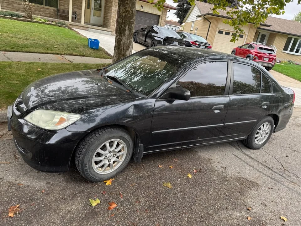 2004 Honda Civic 7th Gen - Image 2 of 11