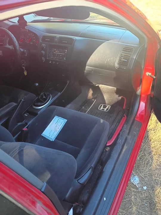 2004 Honda Civic 7th Gen - Image 4 of 8
