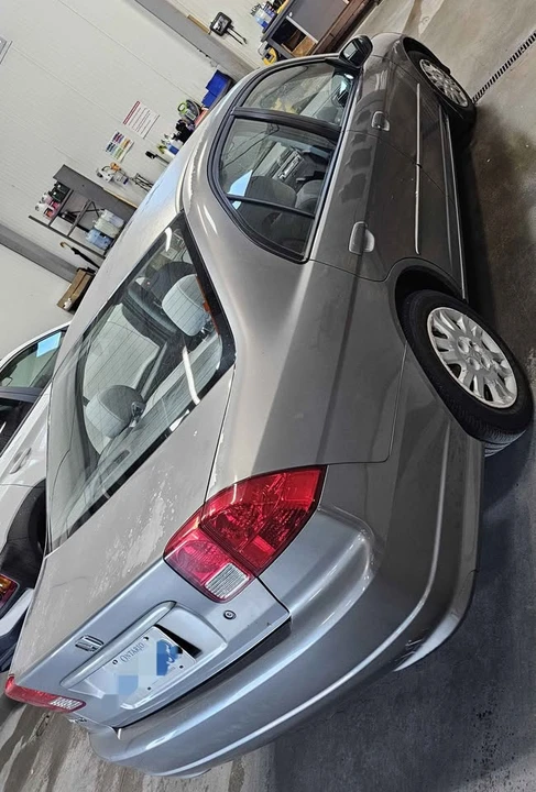 2004 Honda Civic 7th Gen - Image 2 of 7