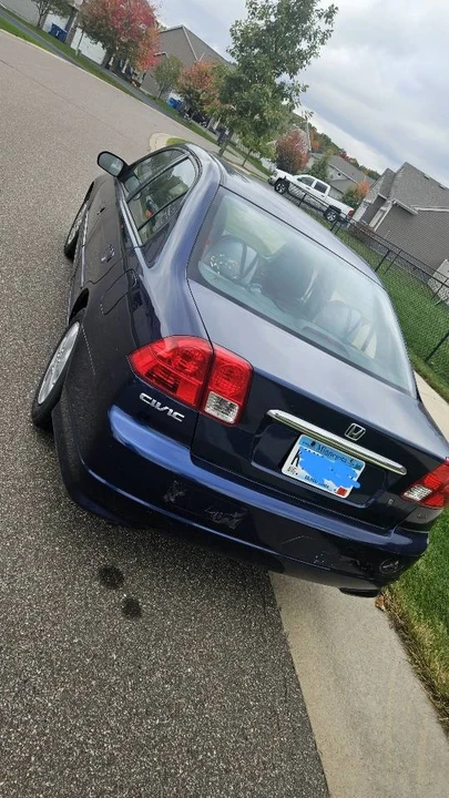 2004 Honda Civic 7th Gen - Image 4 of 7