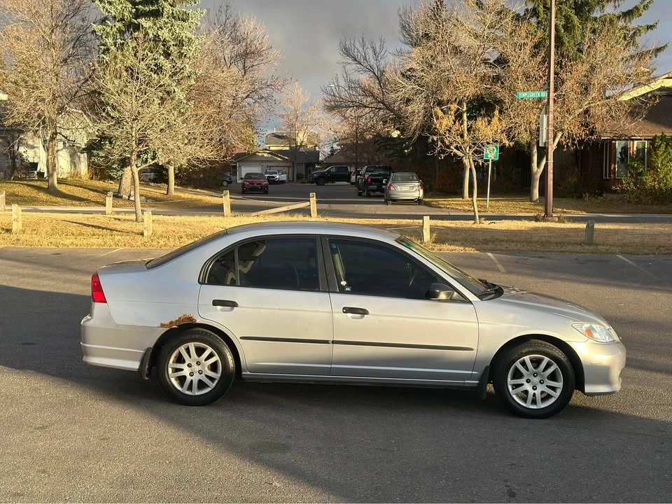 2004 Honda Civic 7th Gen - Image 3 of 13