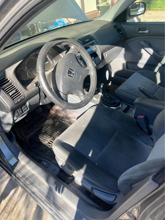 2004 Honda Civic 7th Gen - Image 2 of 2