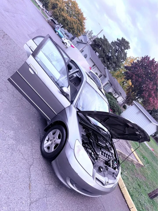 2004 Honda Civic 7th Gen - Image 15 of 16