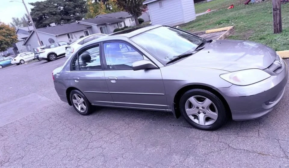 2004 Honda Civic 7th Gen - Image 11 of 16