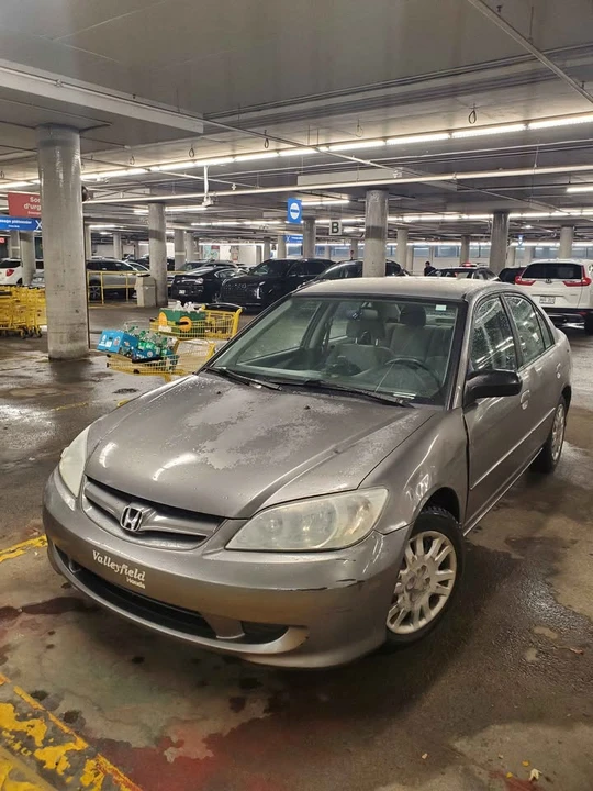 2004 Honda Civic 7th Gen - Image 6 of 7