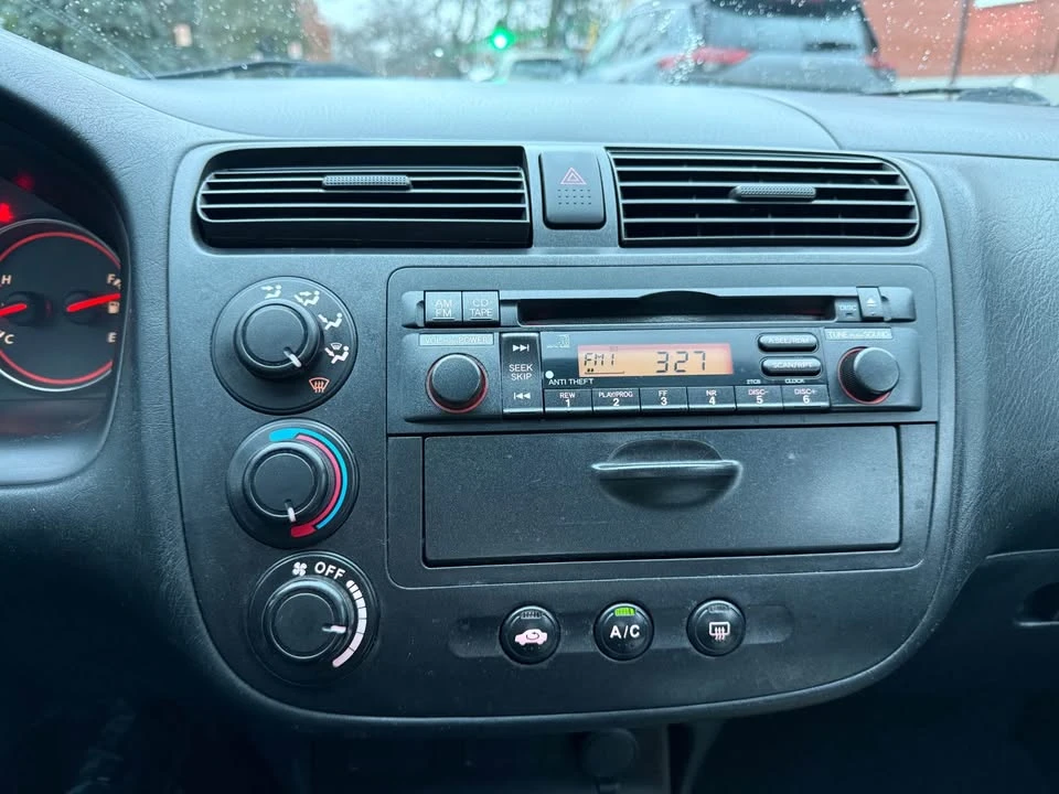 2004 Honda Civic 7th Gen - Image 8 of 12