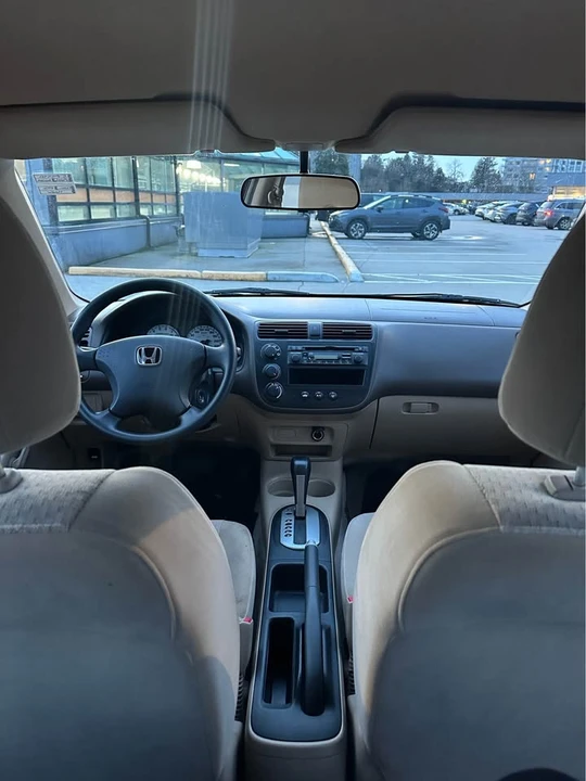 2004 Honda Civic 7th Gen - Image 7 of 12