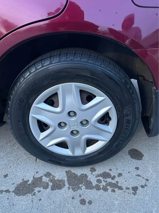 2004 Honda Civic 7th Gen - Image 6 of 12