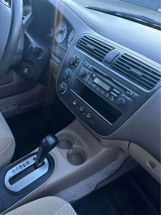 2004 Honda Civic 7th Gen - Image 8 of 12