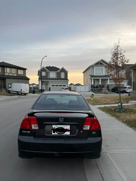 2004 Honda Civic 7th Gen - Image 2 of 3