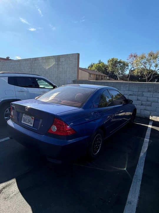 2004 Honda Civic 7th Gen - Image 2 of 3