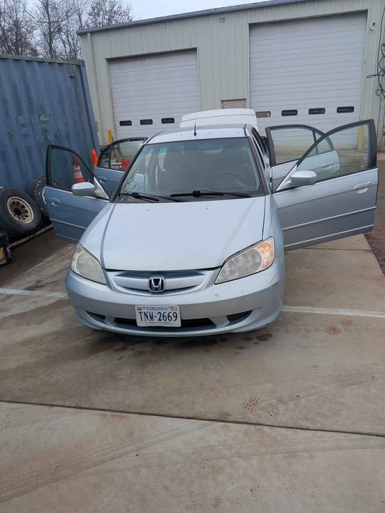 2004 Honda Civic 7th Gen - Image 11 of 14