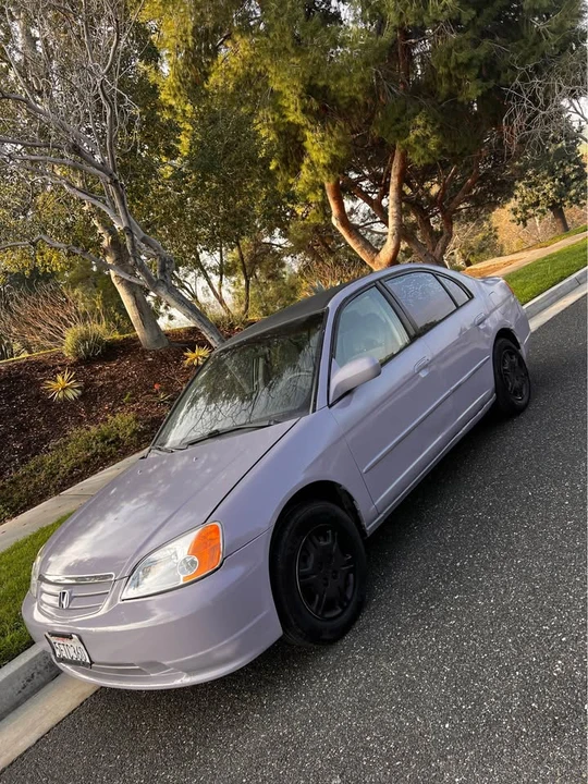 2004 Honda Civic 7th Gen - Image 3 of 9