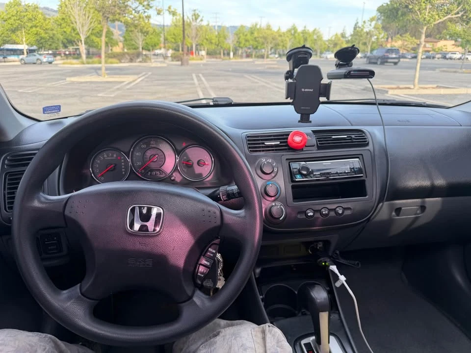 2004 Honda Civic 7th Gen - Image 2 of 8
