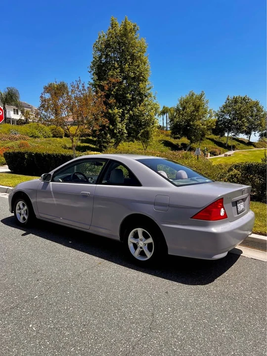2004 Honda Civic 7th Gen - Image 2 of 8