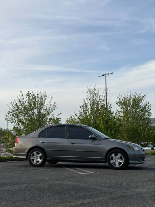 2004 Honda Civic 7th Gen - Image 5 of 8