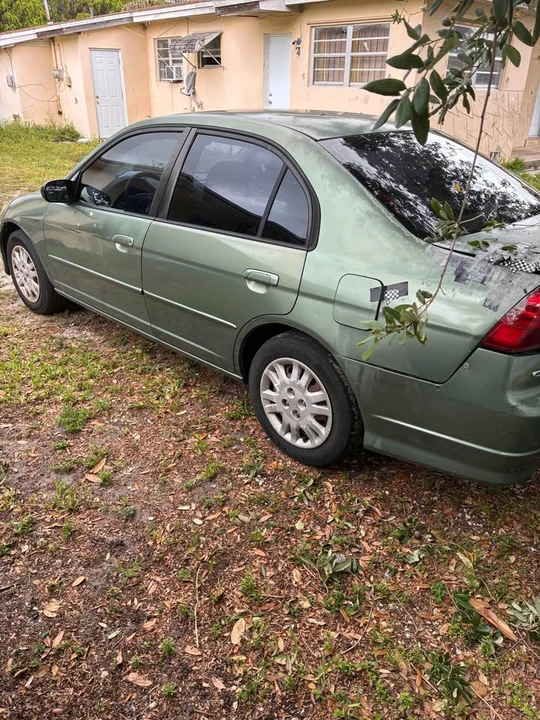 2004 Honda Civic 7th Gen - Image 8 of 10