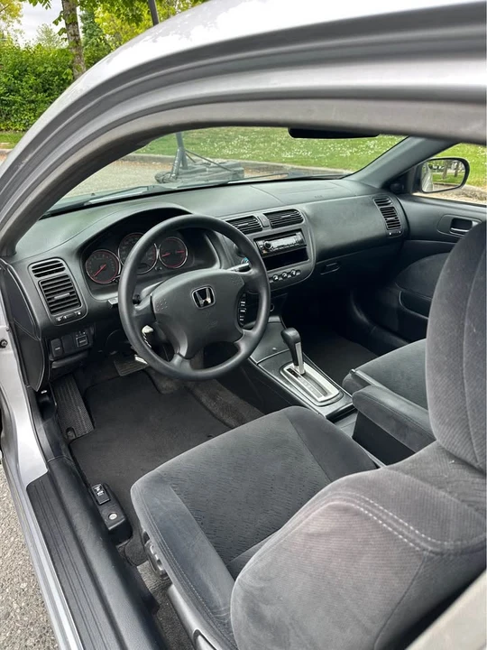 2004 Honda Civic 7th Gen - Image 8 of 17