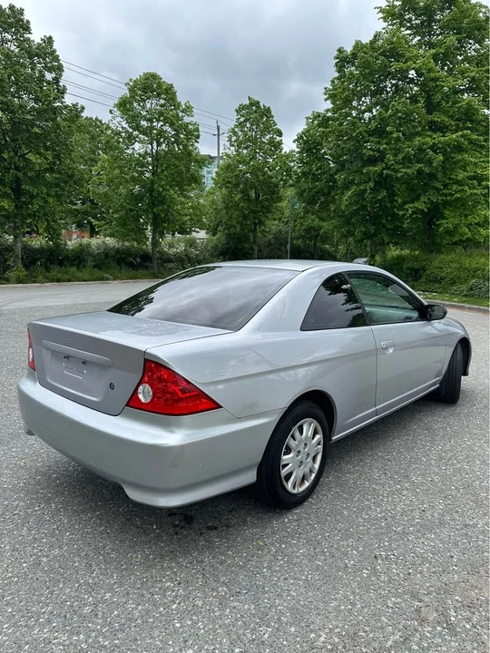 2004 Honda Civic 7th Gen - Image 5 of 17