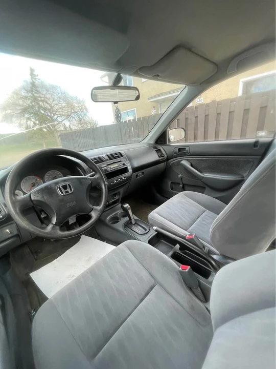 2004 Honda Civic 7th Gen - Image 4 of 7