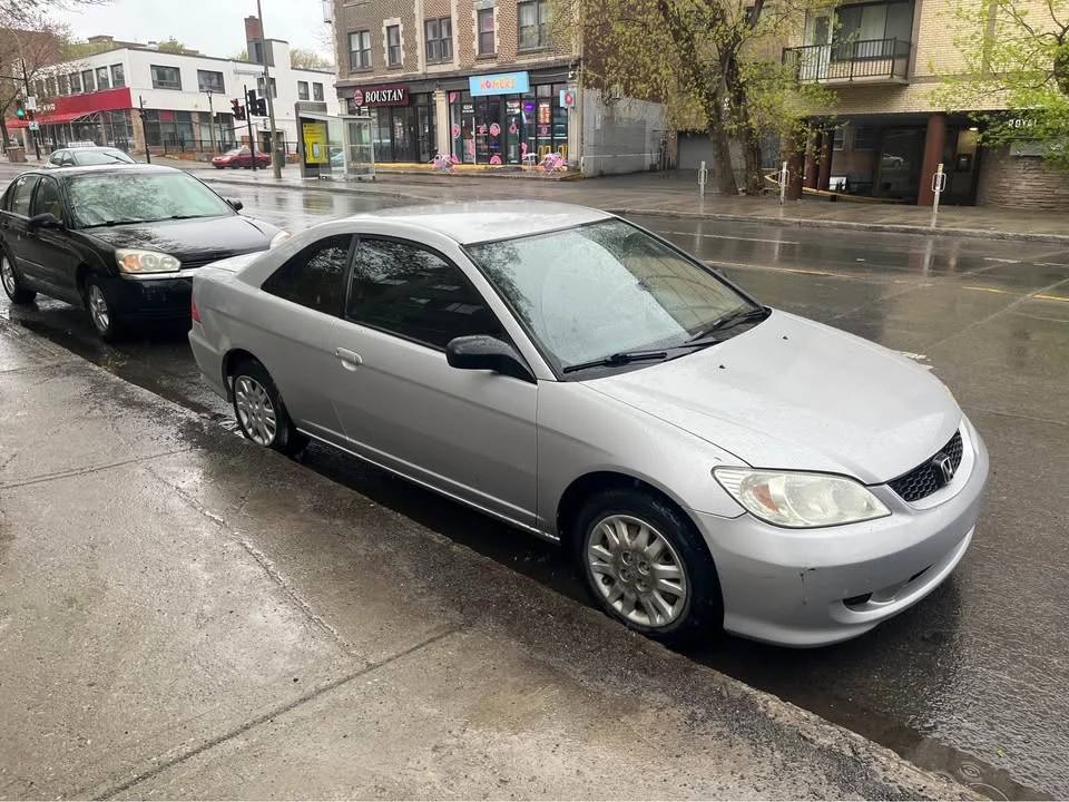 2004 Honda Civic 7th Gen - Image 3 of 12