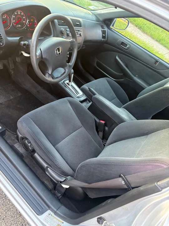 2004 Honda Civic 7th Gen - Image 11 of 12
