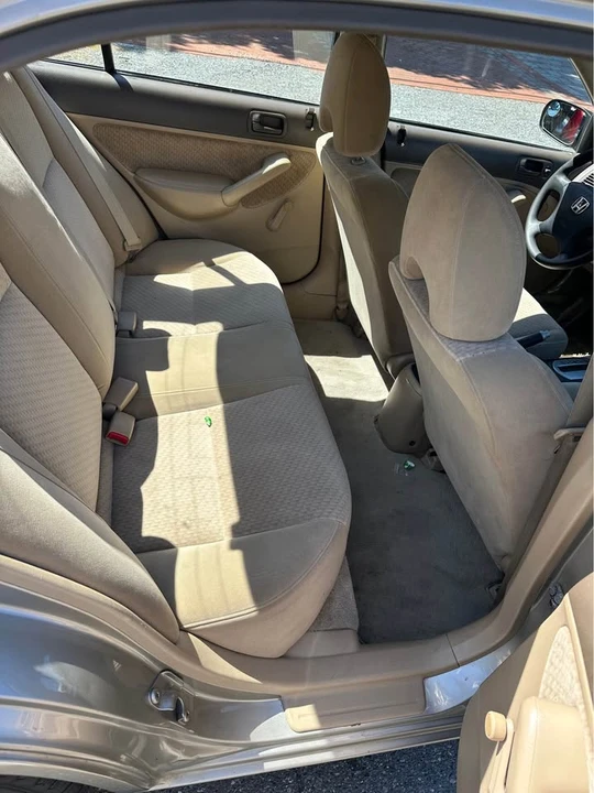 2004 Honda Civic 7th Gen - Image 4 of 7