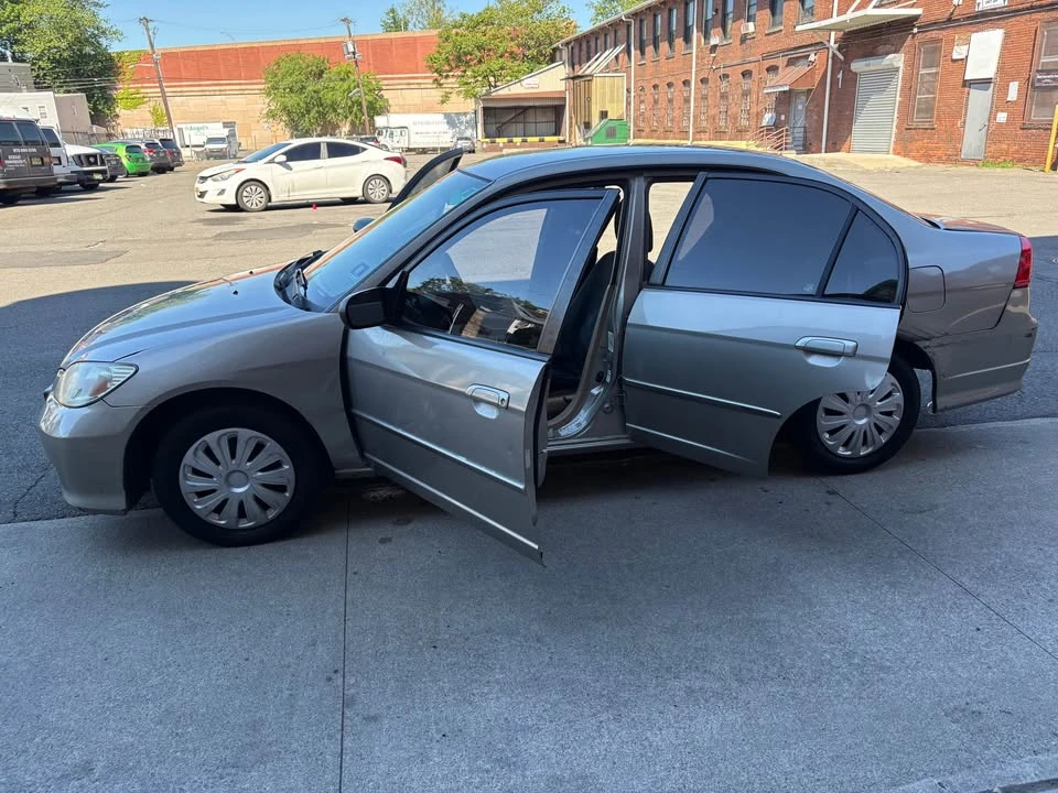 2004 Honda Civic 7th Gen - Image 10 of 15