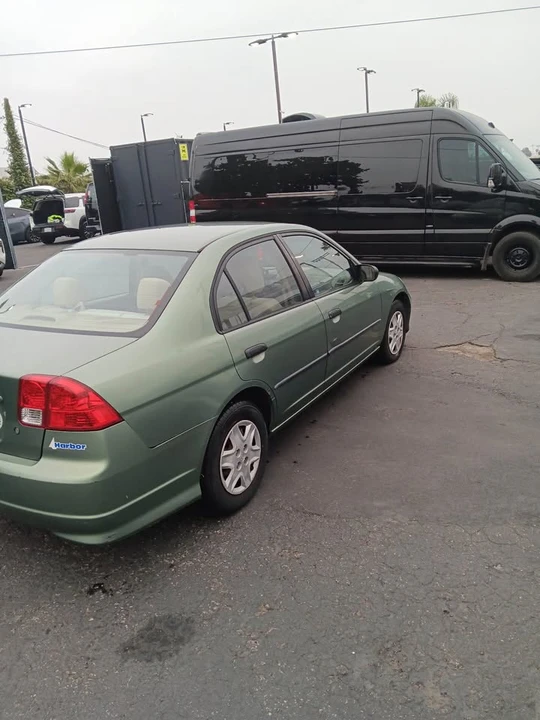 2004 Honda Civic 7th Gen - Image 2 of 2