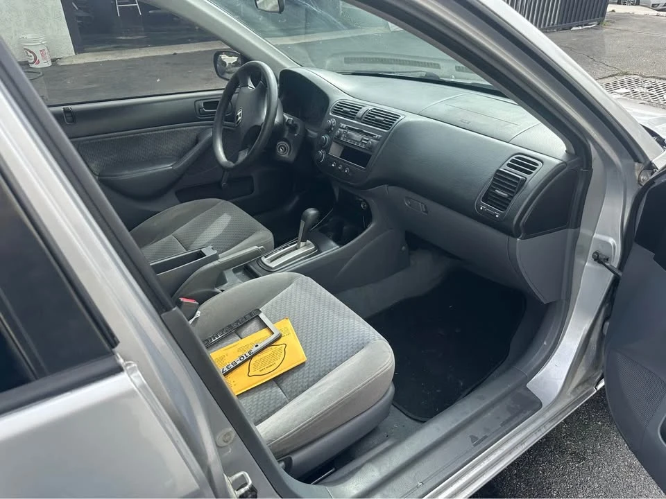2004 Honda Civic 7th Gen - Image 6 of 8