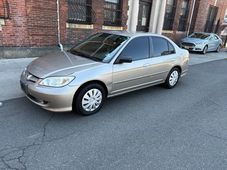 2004 Honda Civic 7th Gen - Image 5 of 15