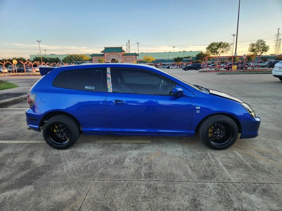 2004 Honda Civic 7th Gen - Image 3 of 13