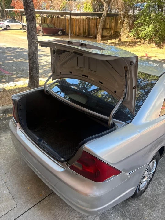 2004 Honda Civic 7th Gen - Image 11 of 14