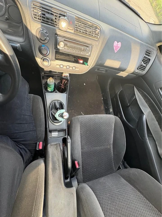 2004 Honda Civic 7th Gen - Image 6 of 11